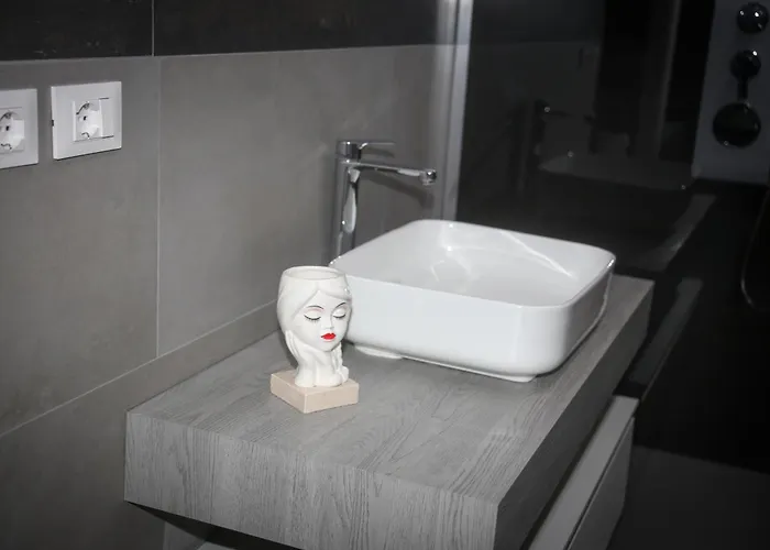 Soggiorno Di Charme Con 6 Posti Letto E Parcheggio Privato *