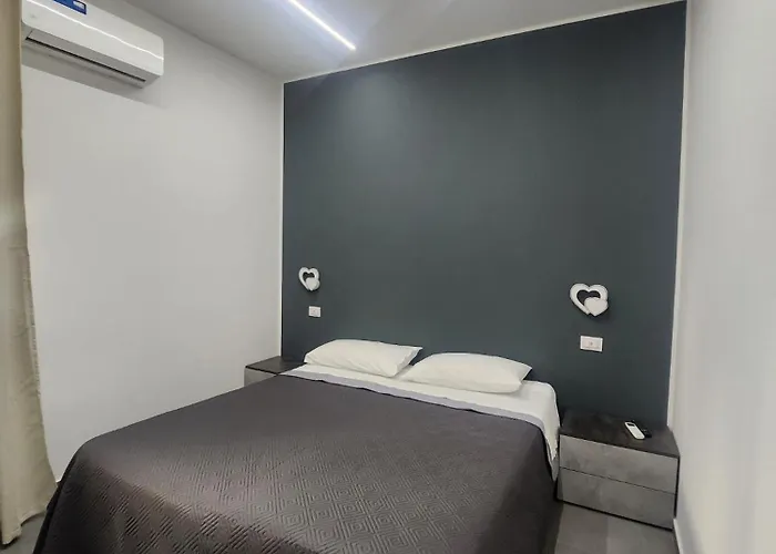 Soggiorno Di Charme Con 6 Posti Letto E Parcheggio Privato Holiday home *